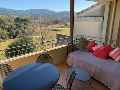 Appartement Cosy Avec Climatisation Reversible Golf De Saumane Экстерьер фото